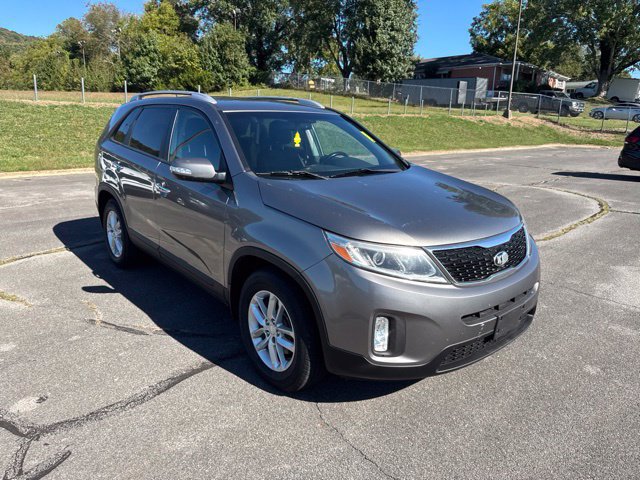 Used 2014 Kia Sorento LX FWD image 2