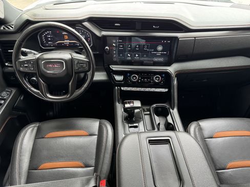 Used 2022 GMC Sierra 1500 AT4 w/ Technology Package image 13