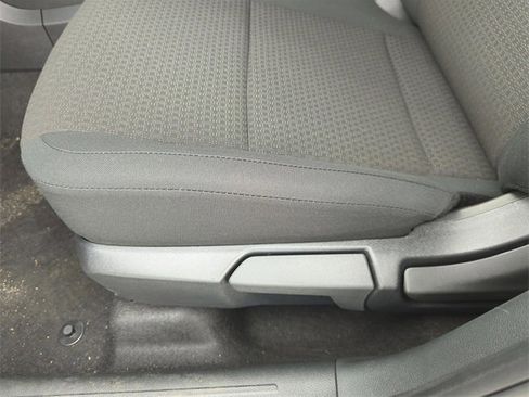 New 2026 Nissan Kicks S image 26