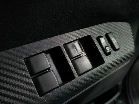 Used 2014 Toyota RAV4 LE image 33