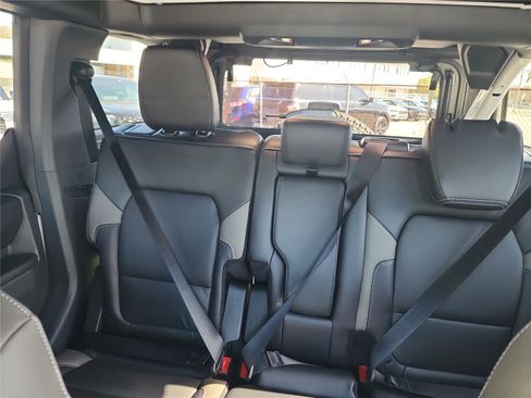 New 2026 Ford Bronco Outer Banks w/ Sasquatch Package image 15