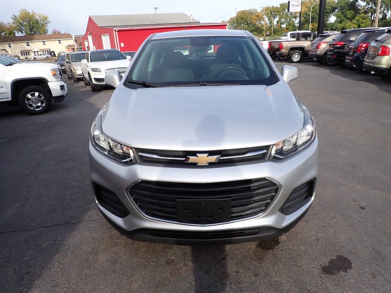 Used 2018 Chevrolet Trax LS FWD image 2