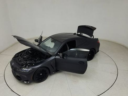Used 2021 BMW M4 Competition w/ M Carbon Exterior Package RWD image 31