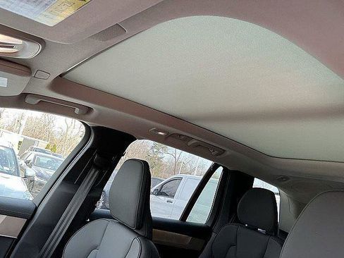 New 2026 Volvo XC90 B5 Plus w/ Protection Package AWD/4WD image 17