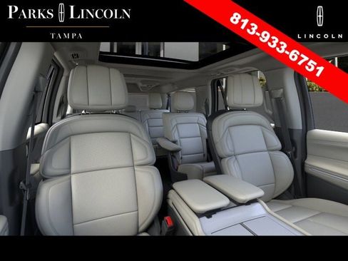 New 2026 Lincoln Navigator L Reserve AWD/4WD image 10