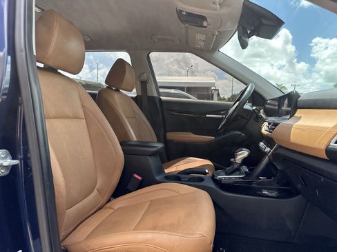 Certified 2024 Kia Seltos EX FWD image 25