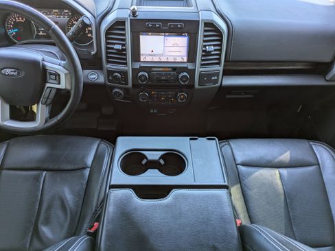 Used 2018 Ford F150 Lariat image 10