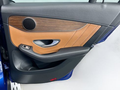 Used 2023 Mercedes-Benz GLC 300 4MATIC Coupe image 25