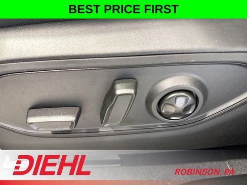 New 2026 Jeep Grand Cherokee Altitude AWD/4WD image 20