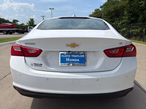 Used 2024 Chevrolet Malibu LT FWD image 4