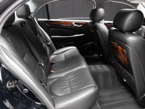 Used 2005 Jaguar XJ8 RWD image 63
