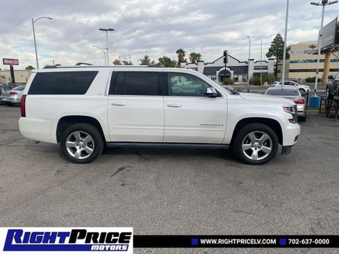 Used 2016 Chevrolet Suburban LTZ image 7