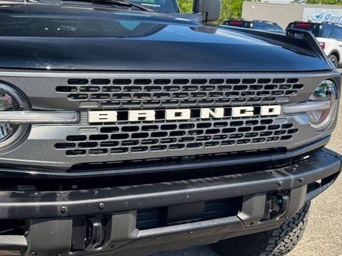 Used 2024 Ford Bronco Badlands AWD/4WD image 9