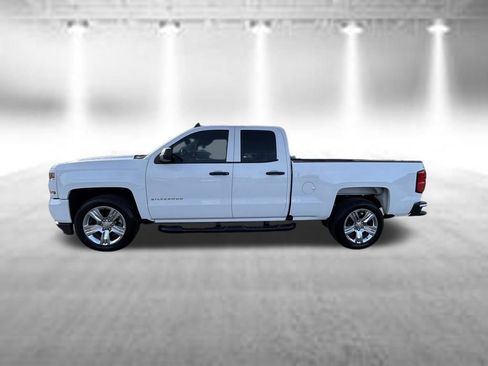 Used 2019 Chevrolet Silverado 1500 Custom w/ Custom Convenience Package RWD image 7