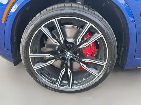 New 2026 BMW X5 M60i image 42