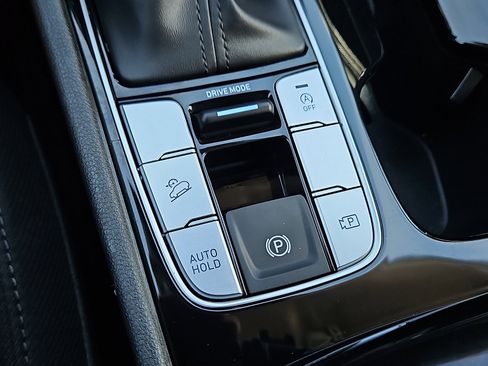 Used 2025 Hyundai Tucson SEL image 13