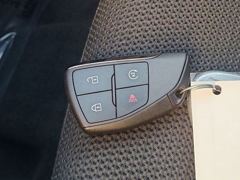 Used 2024 GMC Canyon Elevation w/ Convenience Package image 35