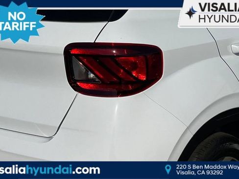 New 2025 Hyundai Venue SEL image 32