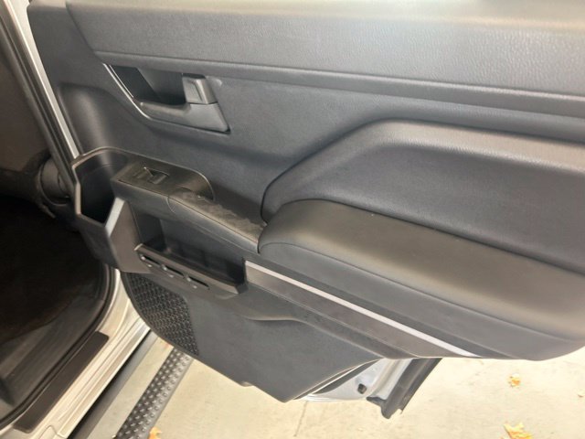 Used 2025 Toyota 4Runner SR5 RWD image 30