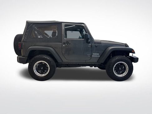 Used 2017 Jeep Wrangler Sport w/ Connectivity Group image 8
