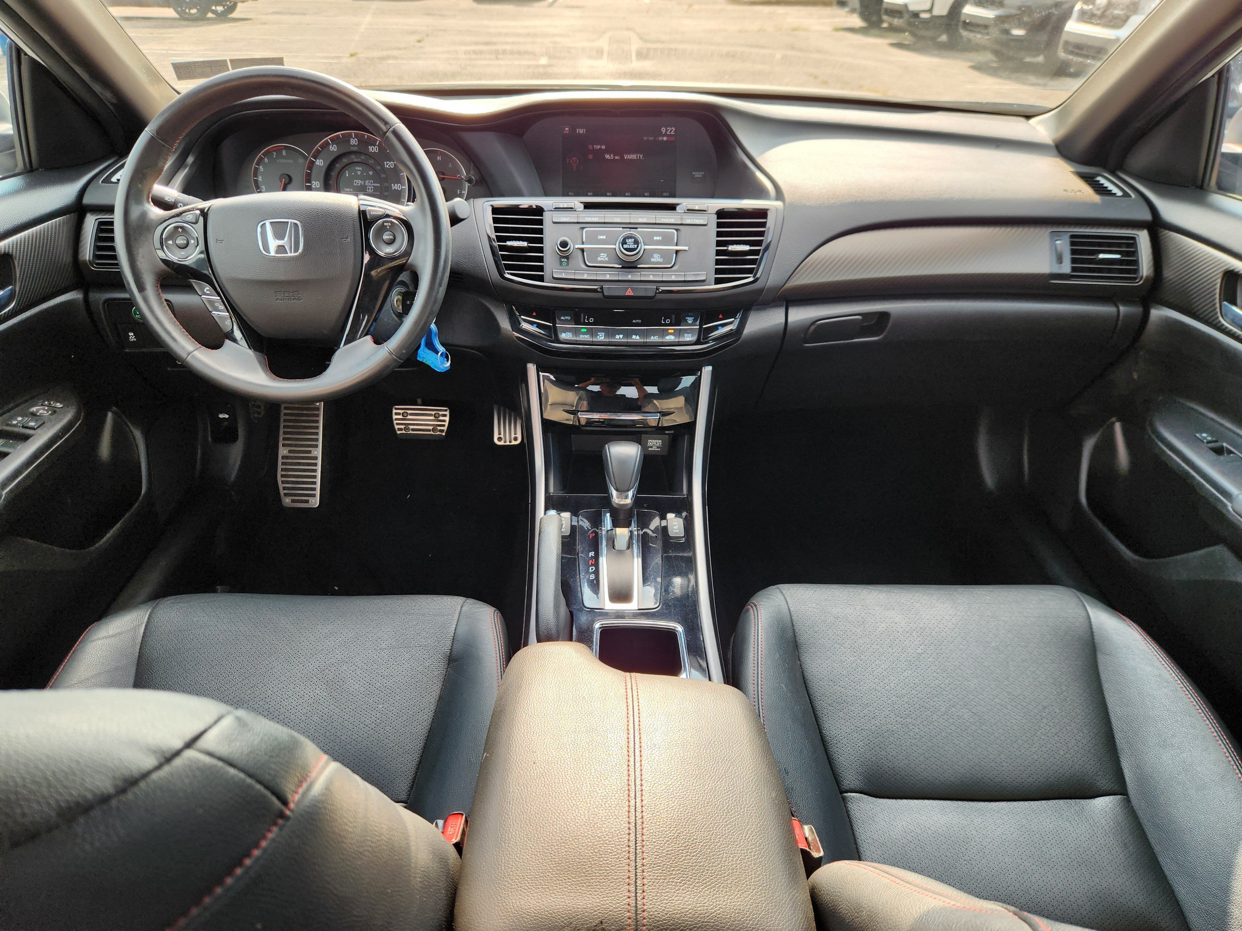 Used 2017 Honda Accord Sport Special Edition image 8