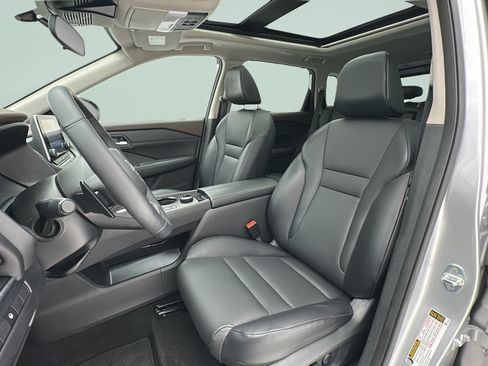 Used 2023 Nissan Rogue SV w/ SV Premium B Package AWD/4WD image 14