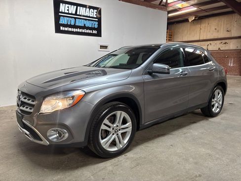 Used 2018 Mercedes-Benz GLA 250 4MATIC image 8