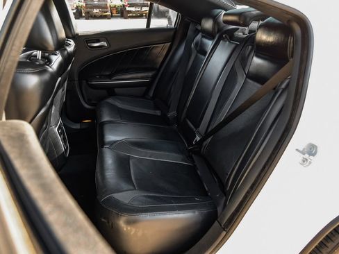 Used 2015 Dodge Charger R/T w/ Plus Group RWD image 43