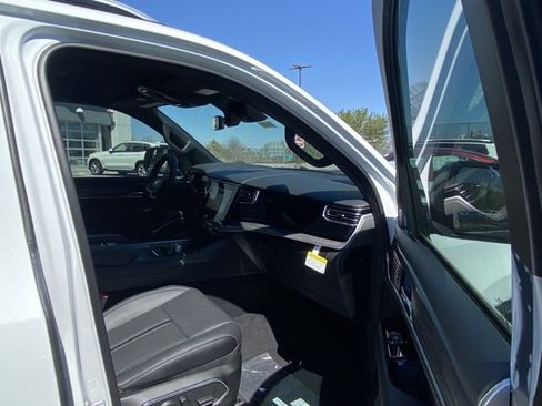 New 2023 Jeep Wagoneer Series III w/ Preferred Equipment Group image 27