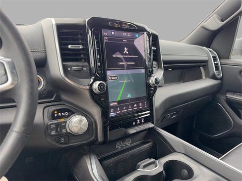 Used 2025 RAM 1500 Laramie image 17