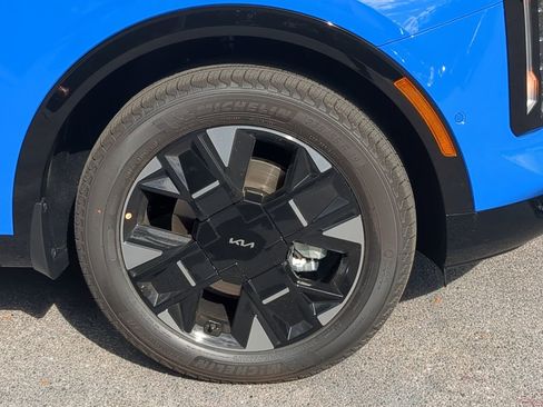 New 2026 Kia Sportage SX image 10