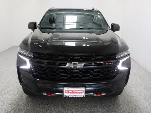 Used 2024 Chevrolet Tahoe Z71 w/ Z71 Off-Road Package AWD/4WD image 3