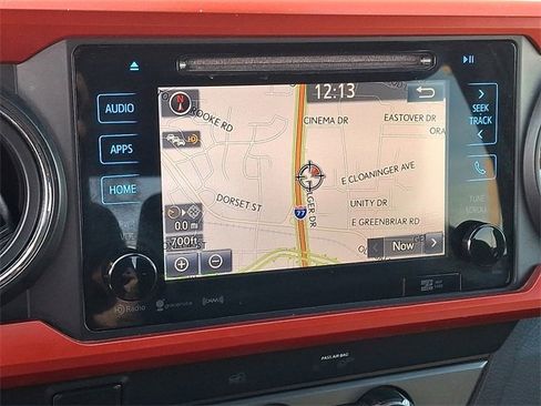 Used 2019 Toyota Tacoma TRD Off-Road image 15