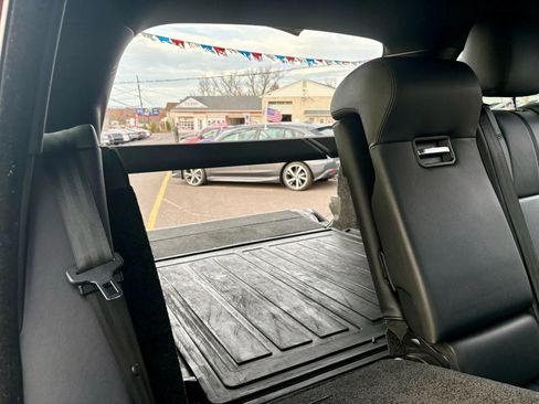 Used 2017 Land Rover Range Rover image 31