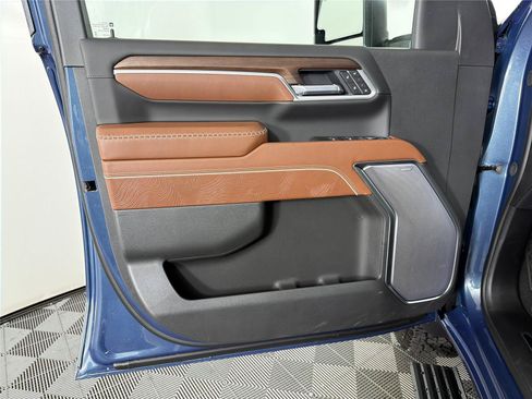 New 2026 GMC Sierra 2500 Denali Ultimate AWD/4WD image 8