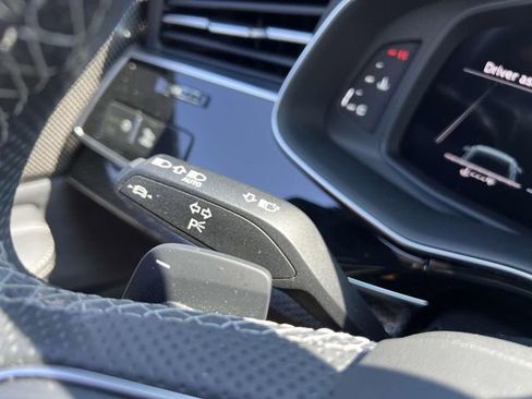 Used 2023 Audi SQ8 Premium Plus image 28