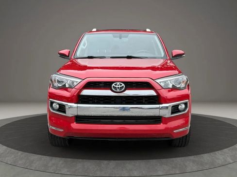 Used 2018 Toyota 4Runner Limited image 2