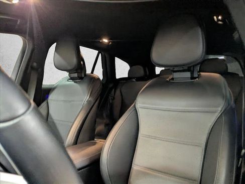 Certified 2025 Mercedes-Benz GLC 300 4MATIC image 18