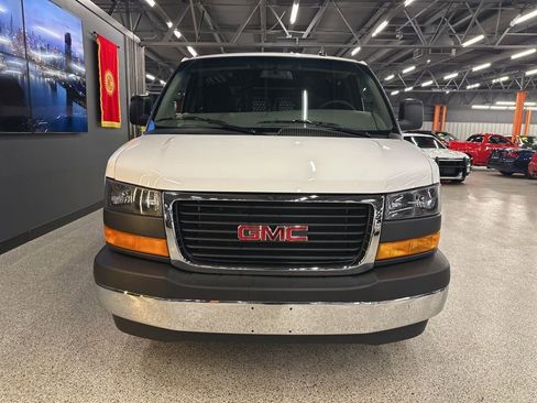 Used 2024 GMC Savana 2500 w/ Driver Convenience Package image 22