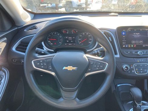 Used 2024 Chevrolet Malibu LT image 13