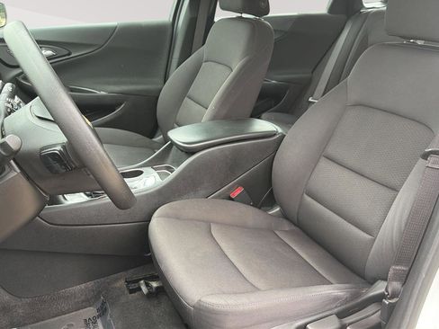 Used 2022 Chevrolet Malibu LS FWD image 16