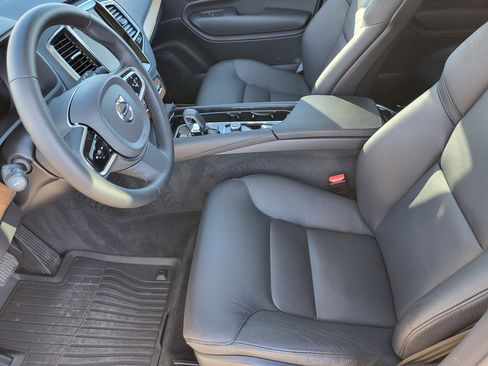 Certified 2023 Volvo XC90 T8 Plus w/ Protection Package Premier image 10