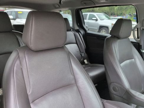 Used 2019 Honda Odyssey Elite image 7