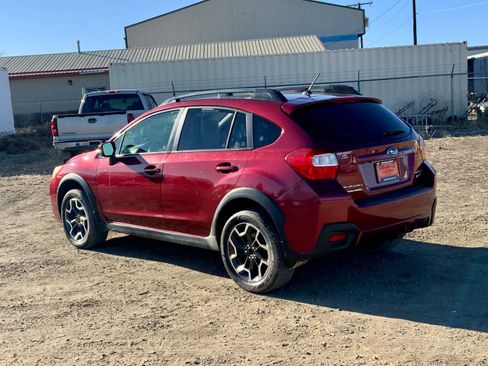 Used 2016 Subaru Crosstrek 2.0i Premium w/ Moonroof Package image 4