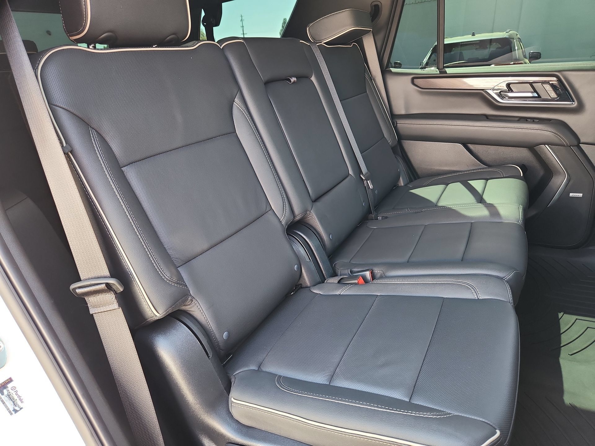 Used 2025 GMC Yukon Elevation AWD/4WD image 28