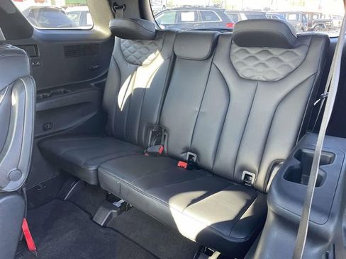 Used 2021 Hyundai Palisade Calligraphy image 23