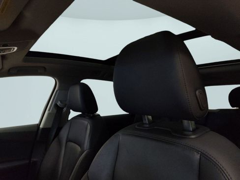 Used 2024 Audi Q7 3.0T Premium Plus image 13