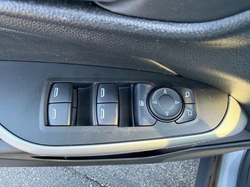 Used 2024 Chevrolet Trax RS w/ Driver Confidence Package FWD image 11