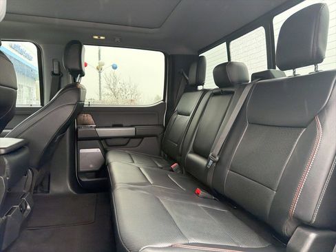 Used 2024 Ford F350 Lariat image 13