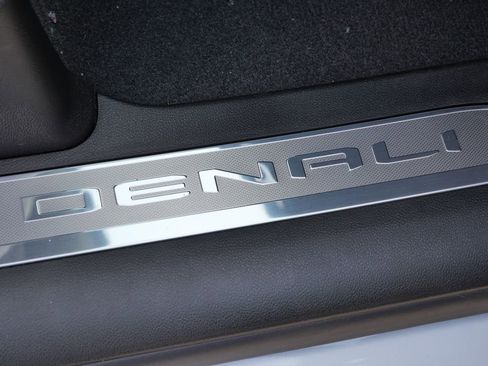 New 2026 GMC Sierra 3500 Denali w/ Denali Reserve Package image 25